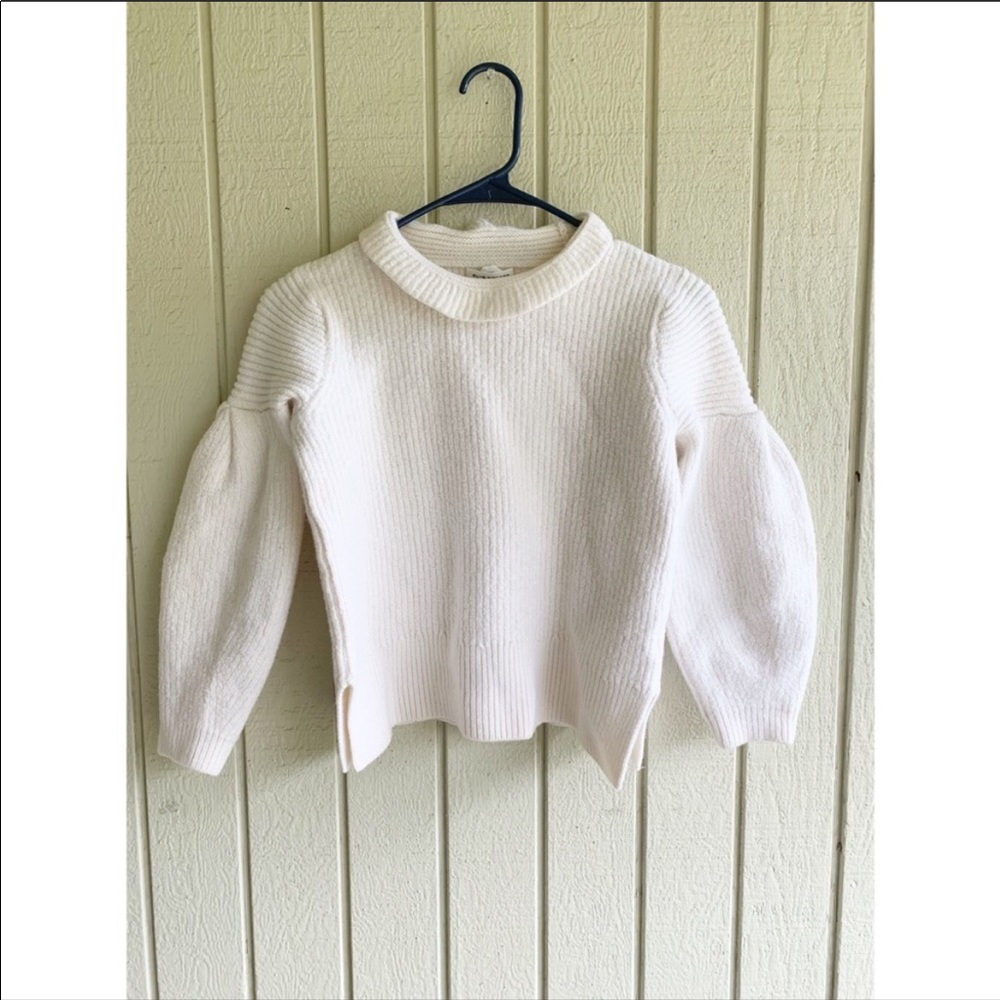 Club Monaco white 100% wool crop sweater size M